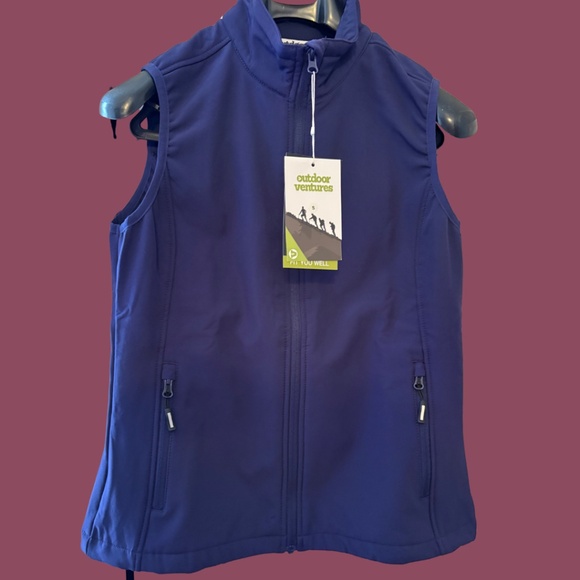 Outdoor Ventures Jackets & Blazers - ⭐️ Outdoor Ventures Blue Activewear Vest Size Small, NWT